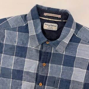 Tommy Bahama Button Up Shirt Mens Medium Blue Plaid Short Sleeve Cotton Indigo